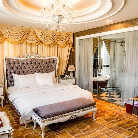 Hoang Trieu Hotel Ho Şi Min Dış mekan fotoğraf