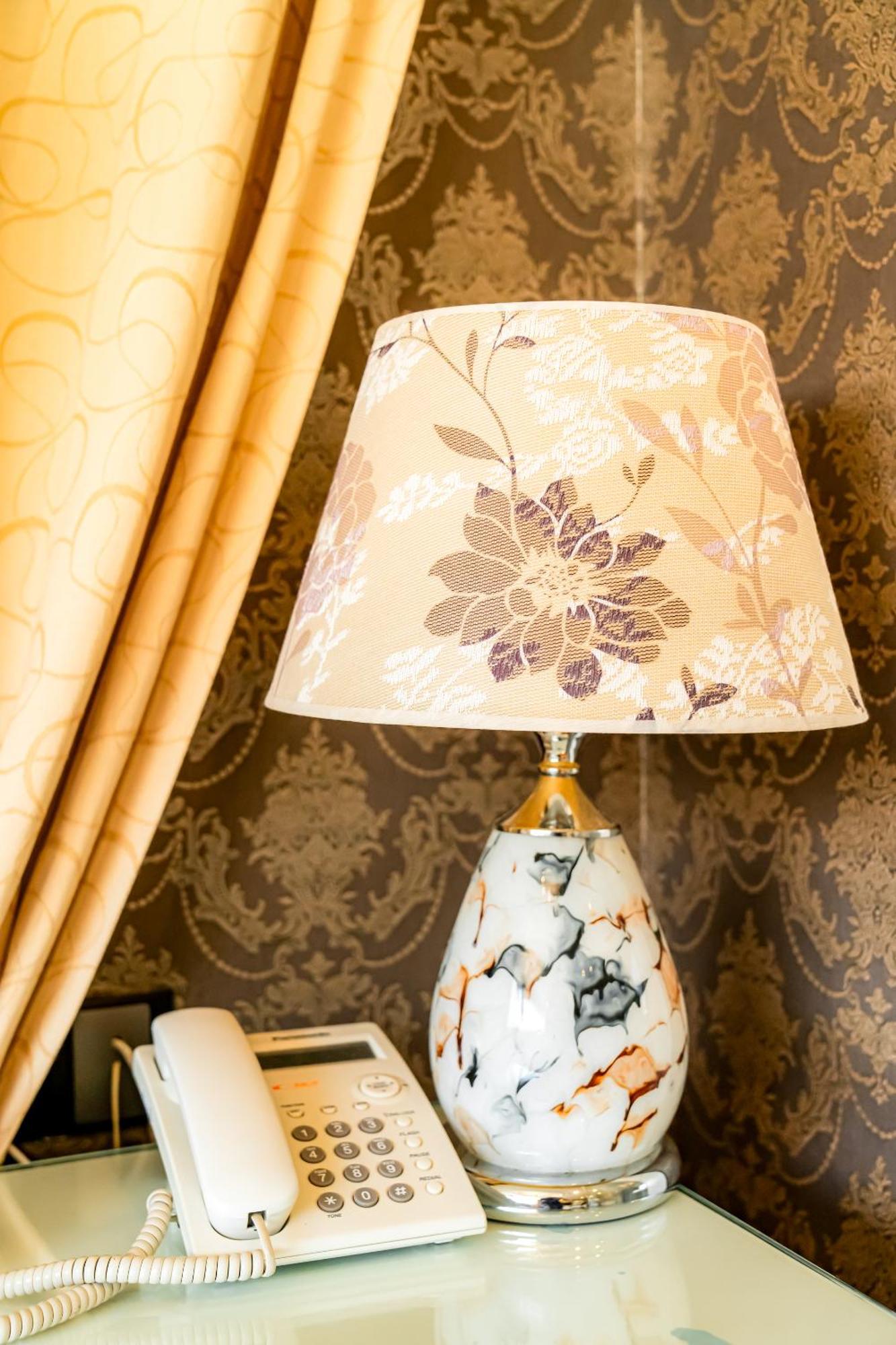 Hoang Trieu Hotel Ho Şi Min Dış mekan fotoğraf