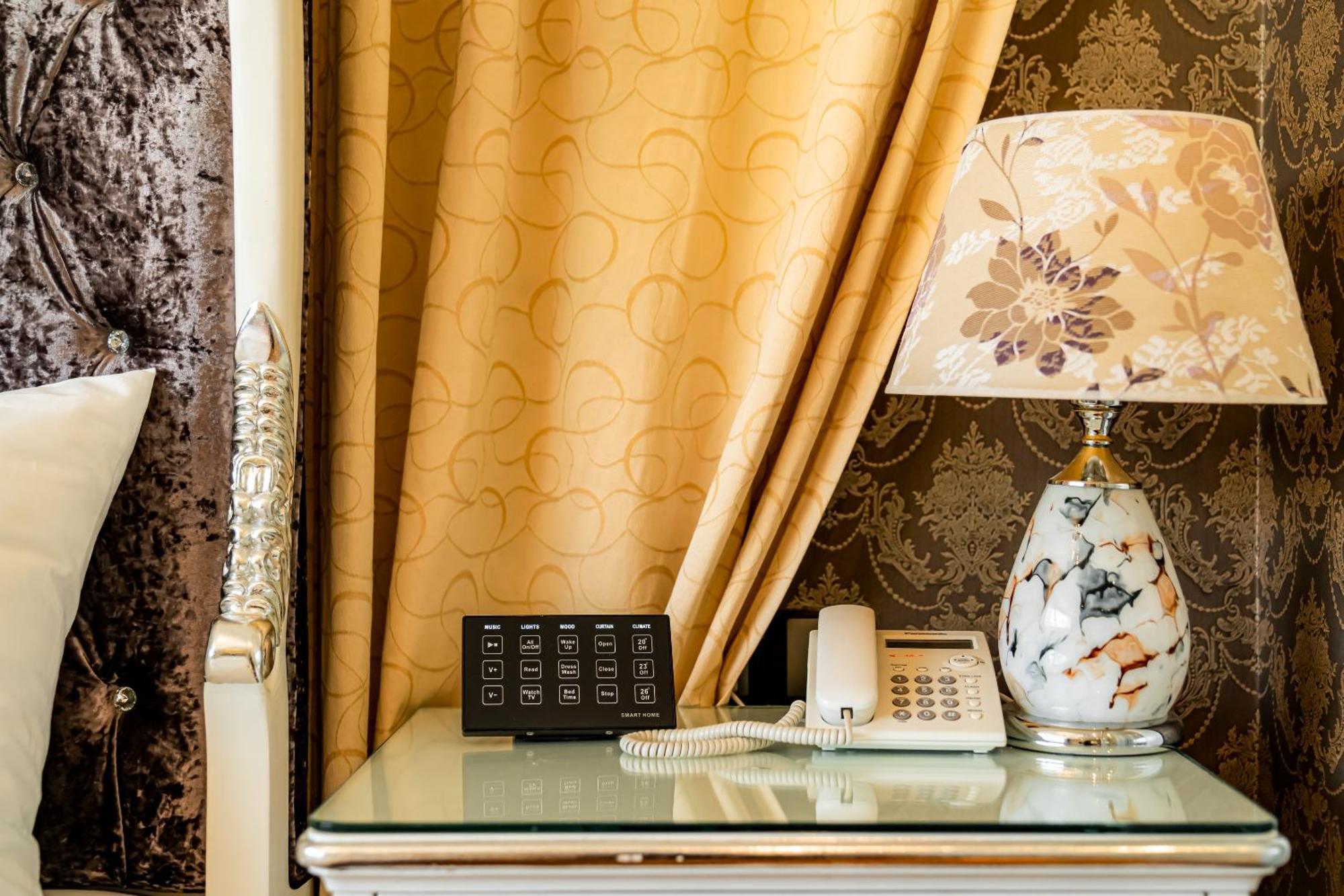 Hoang Trieu Hotel Ho Şi Min Dış mekan fotoğraf