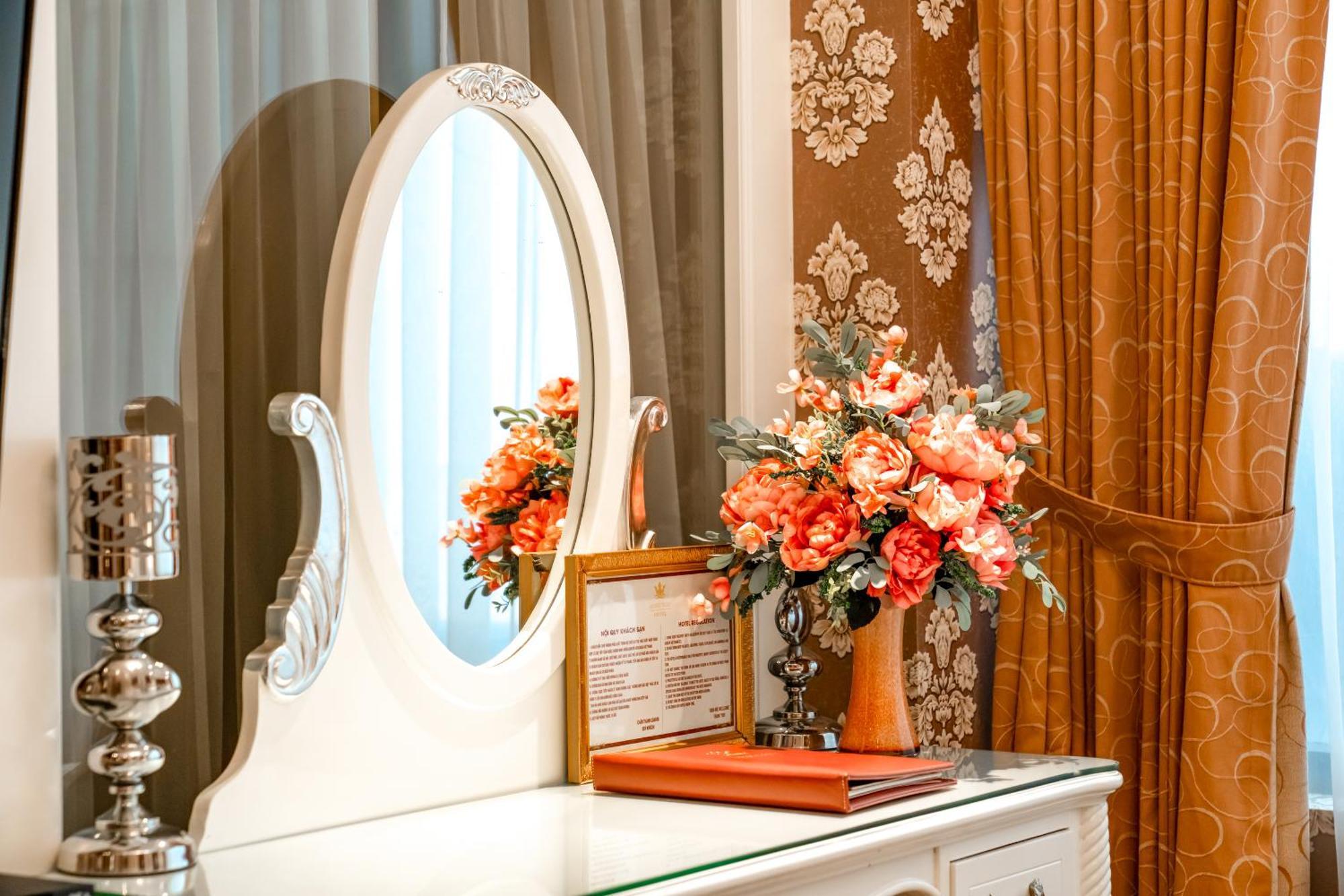 Hoang Trieu Hotel Ho Şi Min Dış mekan fotoğraf