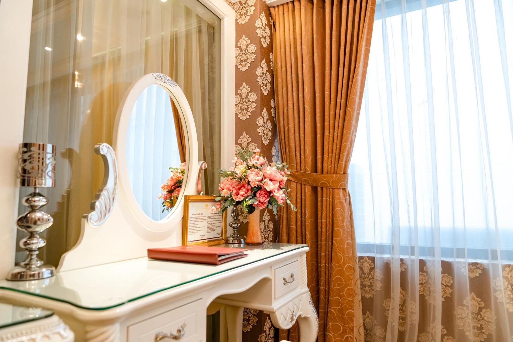 Hoang Trieu Hotel Ho Şi Min Dış mekan fotoğraf