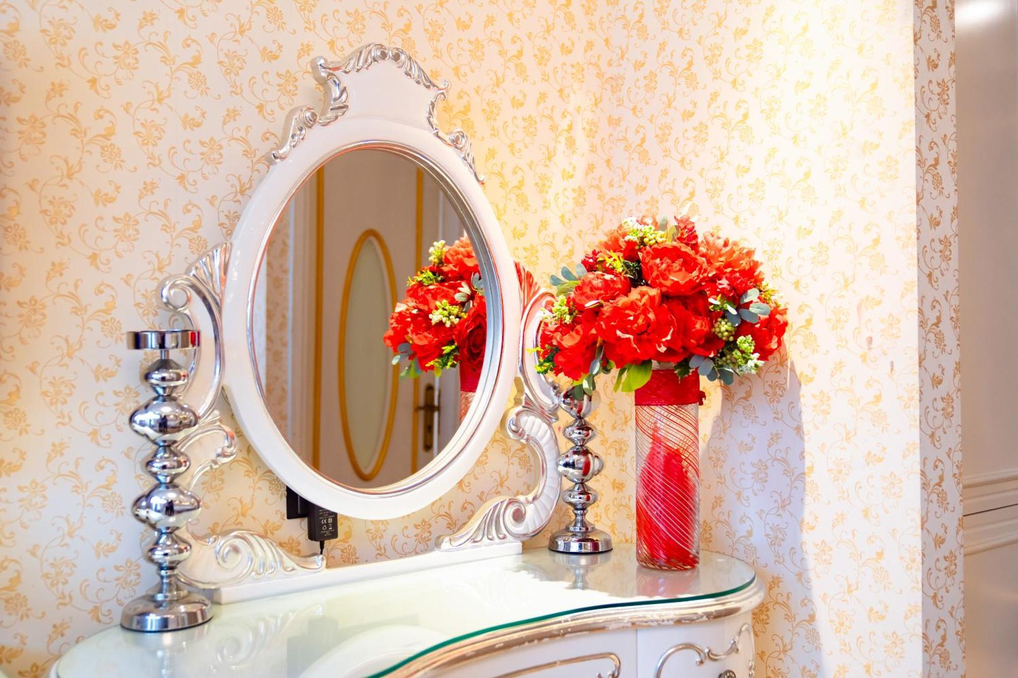 Hoang Trieu Hotel Ho Şi Min Dış mekan fotoğraf