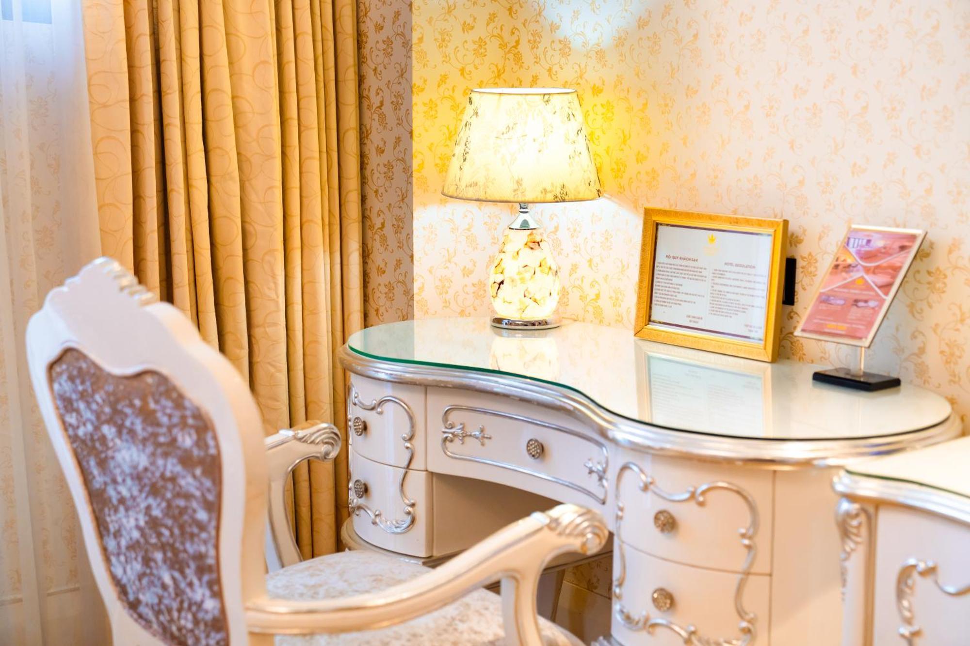 Hoang Trieu Hotel Ho Şi Min Dış mekan fotoğraf